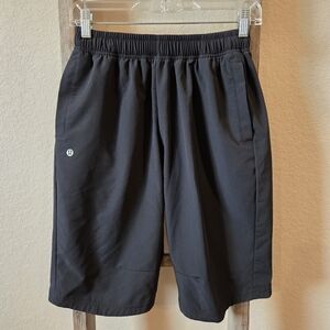 lululemon athletica Men's Black Shorts - Size XL